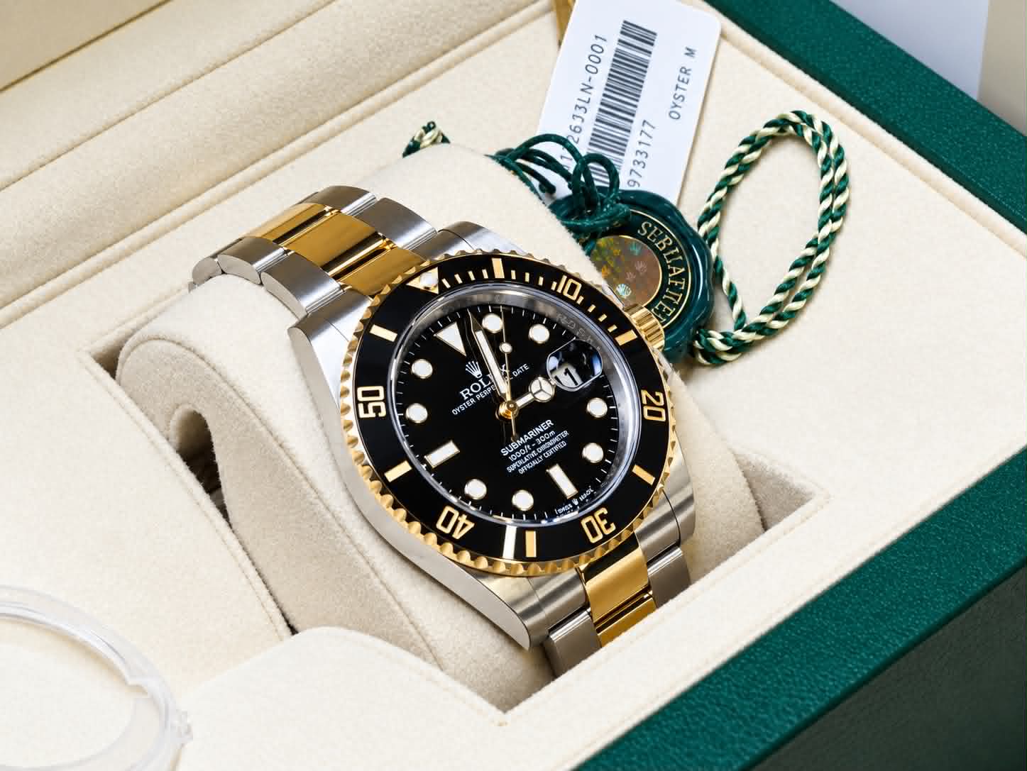 £10,000 OR 2020 Rolex Submariner